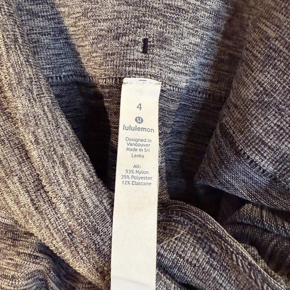Lululemon Ombre Grey 7/8  Leggings Size 4 - Picture 10 of 14